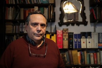 El escritor y periodista uruguayo Rafael Courtoisie, en una fotografía de archivo. EFE/Raúl Martínez