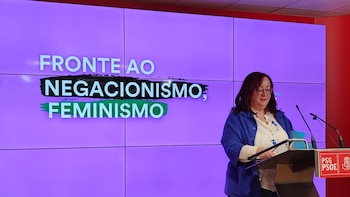 Unas 70 mujeres del PSdeG