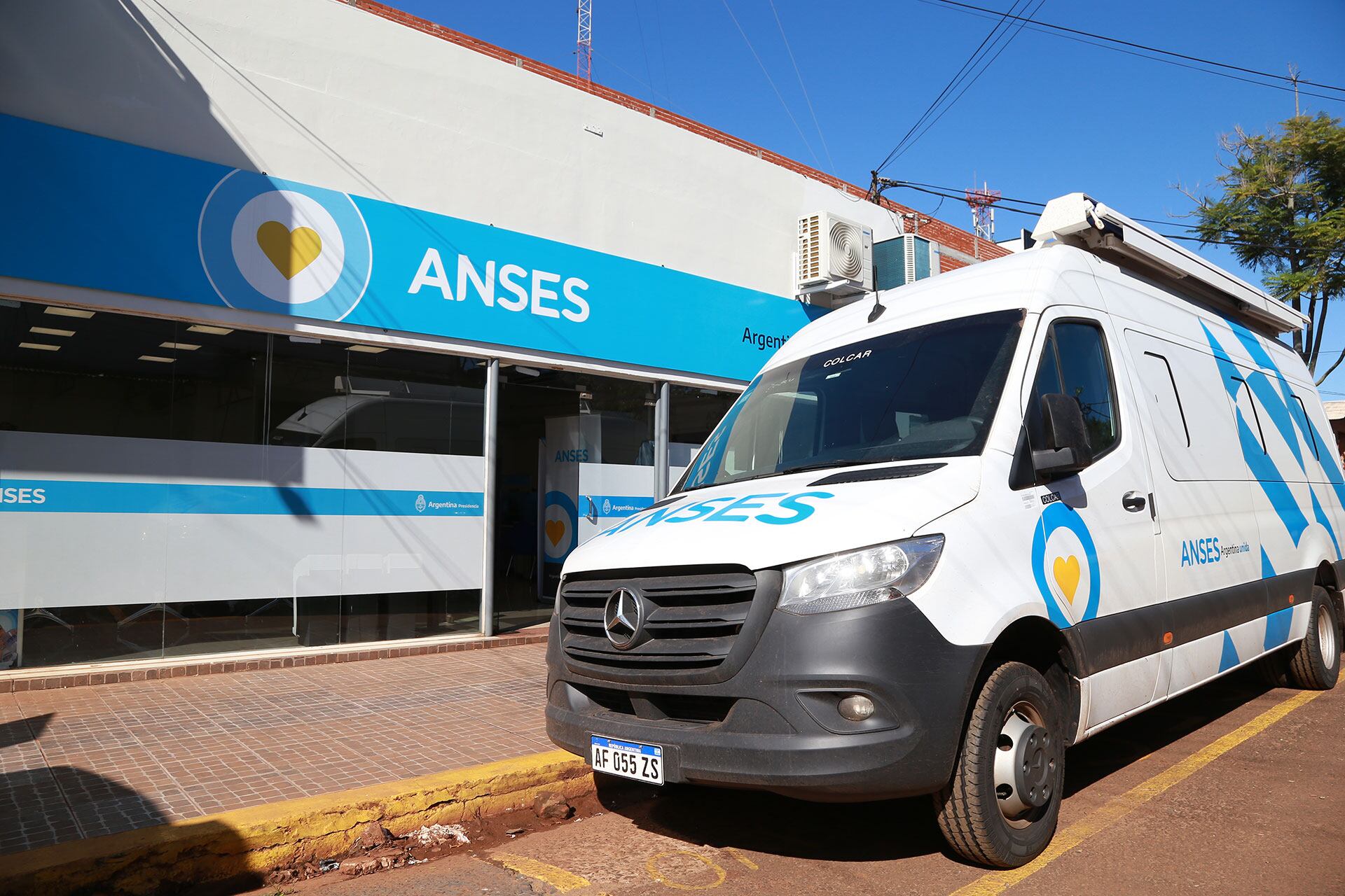 La jubilación mínima subirá a $340.879,59 en diciembre de 2025.