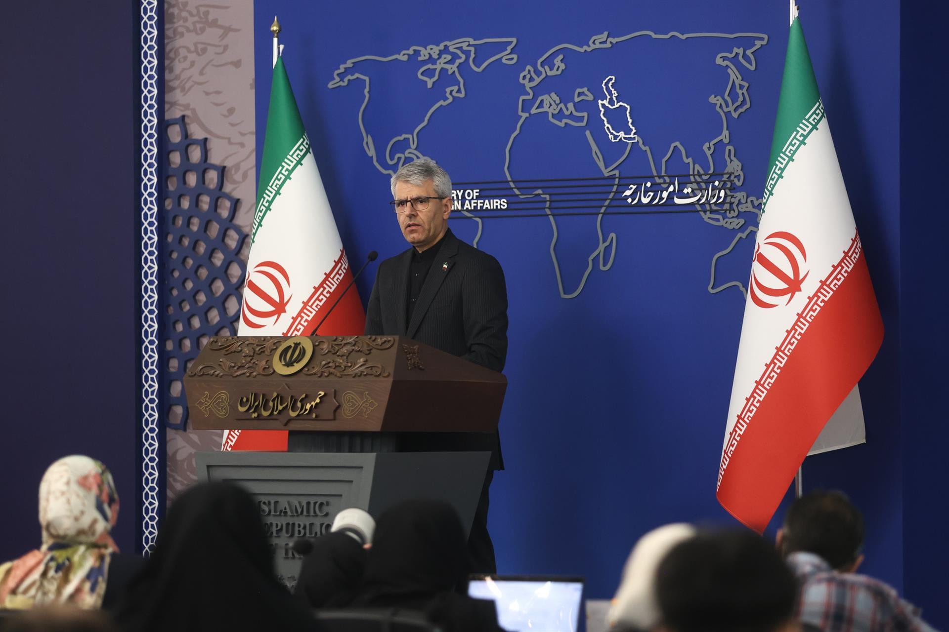 Irán denuncia el "hábito" y la "adicción" de EEUU a imponer sanciones