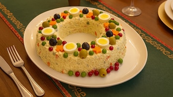 Receta de ensaladilla rusa navideña,