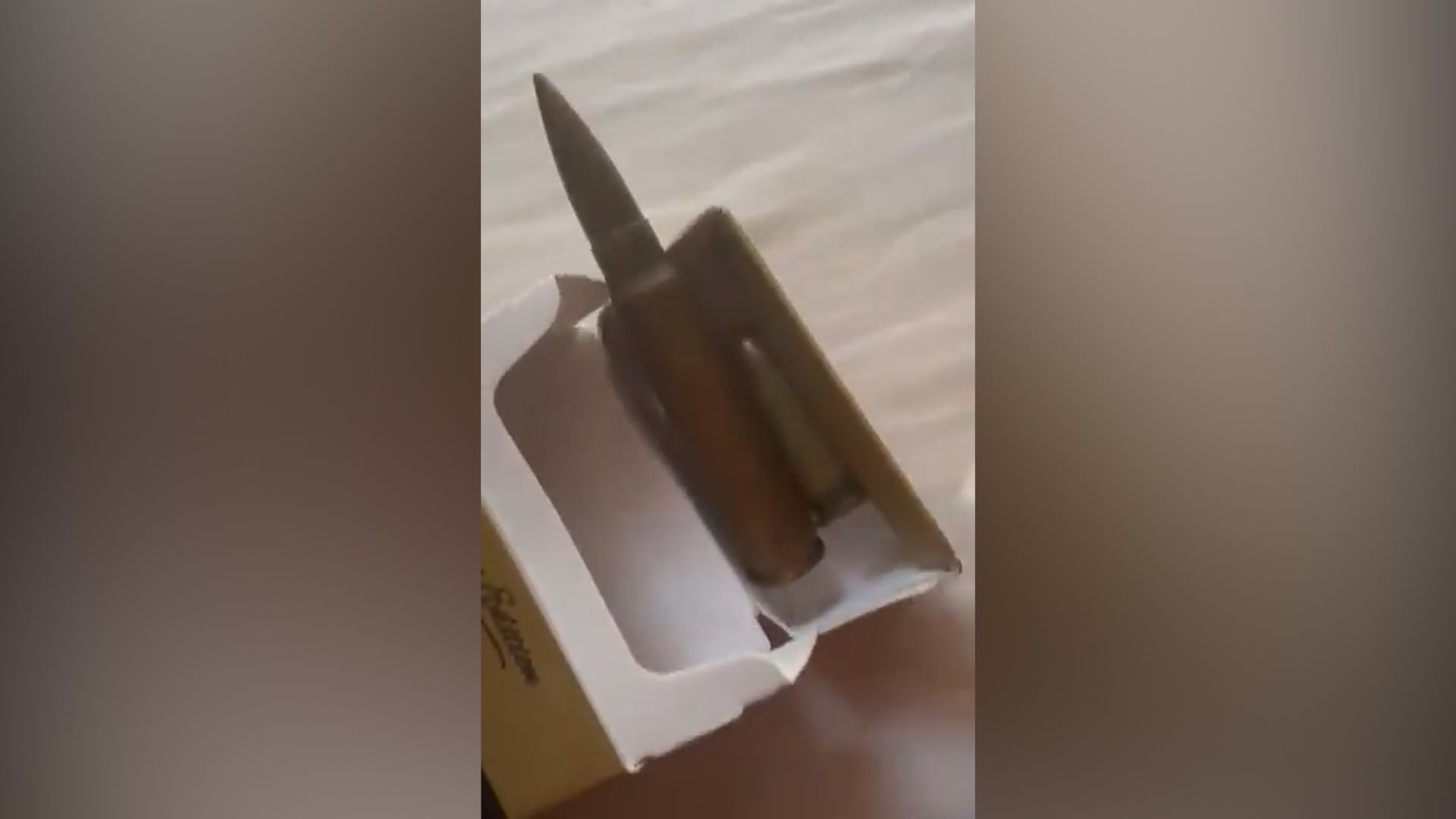 Dos balas en un atado de cigarrilos, la amenaza que recibió la dueña de la empresa FADEMI