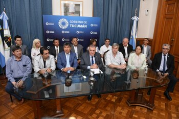 Osvaldo Jaldo brindó una conferencia