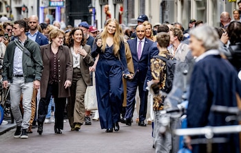 Amalia de Holanda vuelve a Ámsterdam tras su exilio (Grosby)