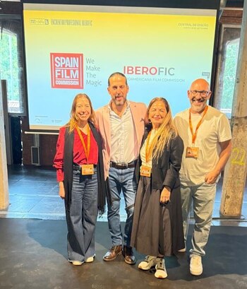 Fernanda Pérez de Blurr Stories,