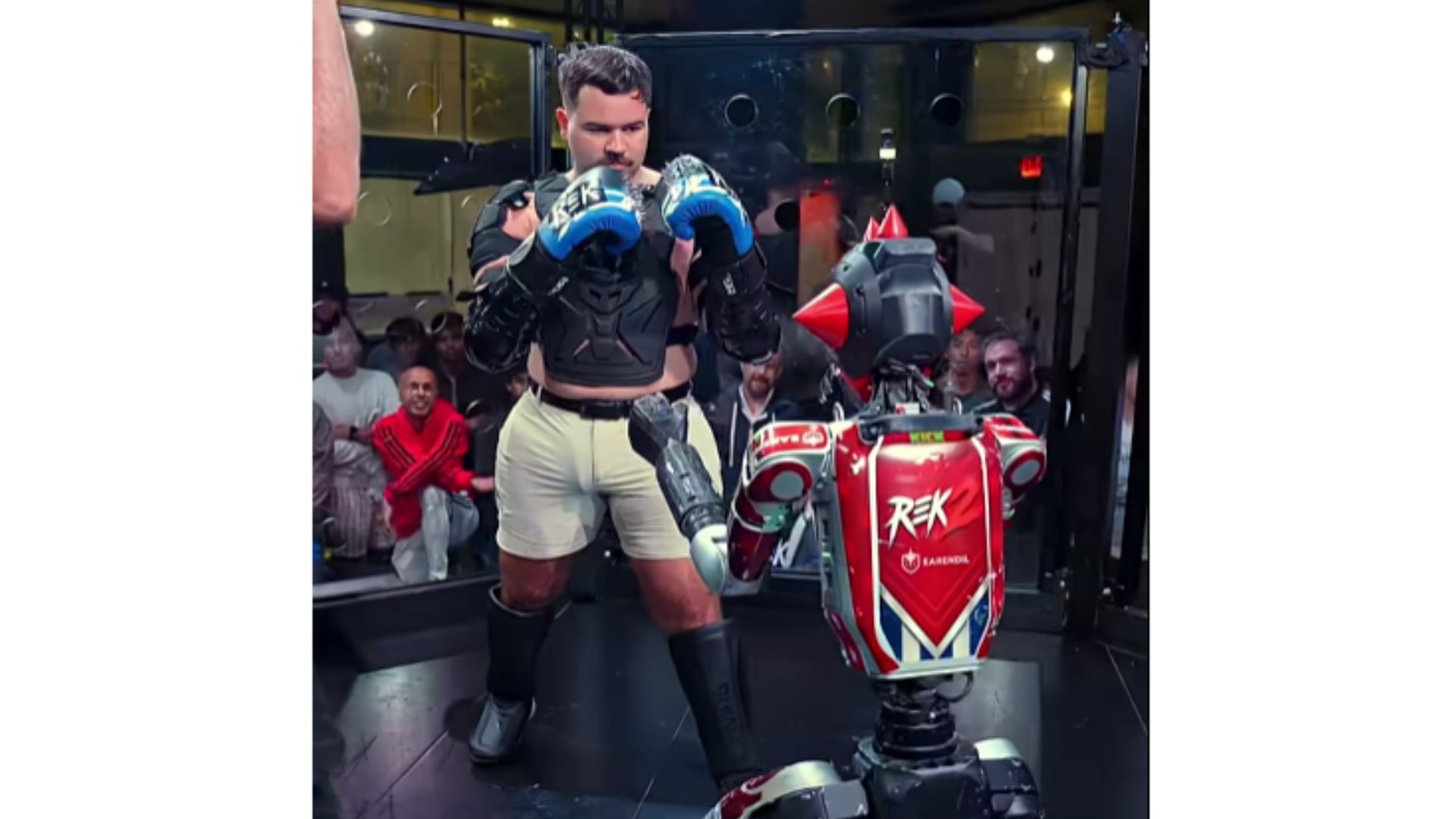 Frankie Lapenna se enfrentó a distintos robots de la startup. (FrankieLapenna/YouTube)