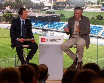 16-11-2021 El entrenador del Real