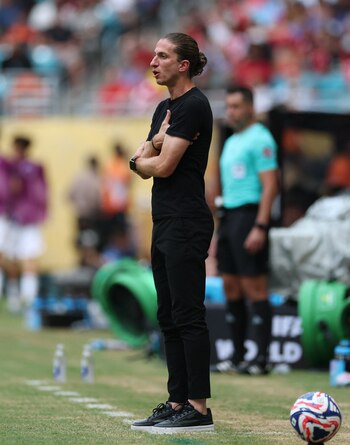 Filipe Luis, entrenador del Flamengo