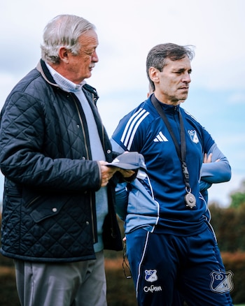 En su primer contacto con