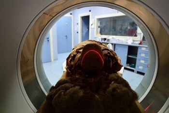 Una momia egipcia sometida a