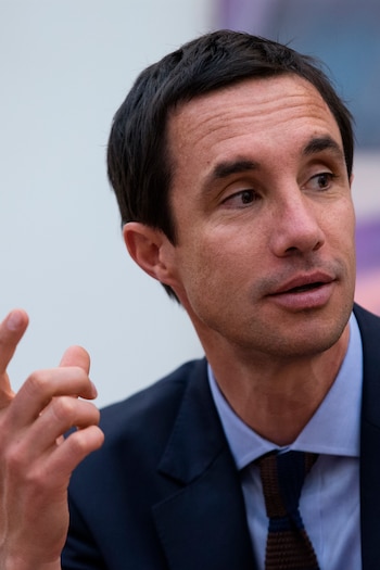 El ministro de energía de