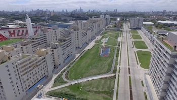 Dónde está y cómo es