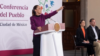 Sheinbaum pide a la secretaria del Bienestar “llamarle la atención” a la prima de AMLO que le dijo “asqueroso” a Trump