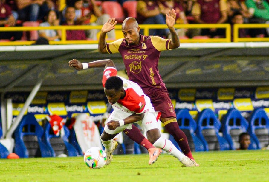 Santa Fe debe conseguir la victoria en Ibagué tras caer de forma sorpresiva ante Llaneros en el estadio El Campín-crédito Jorge Cúellar/Colprensa