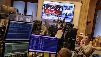 El Dow Jones marcó un nuevo máximo histórico en un día mixto para Wall Street
