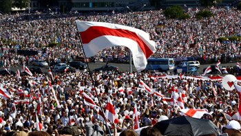 La oposición en Bielorrusia llamó