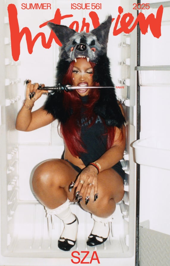 En una charla con Chappell Roan, publicada por Interview, la cantante reveló cómo su infancia poco convencional y su espiritualidad influyen en su música y su vida (Portada de Interview)