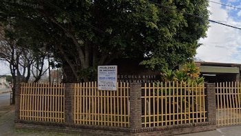 Tragedia en Rosario: una nena de seis años tropezó en la escuela, golpeó su cabeza contra un banco y murió