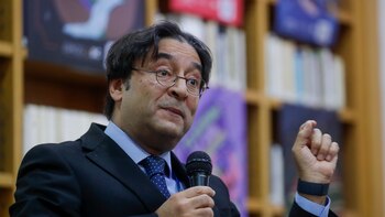 Representante de ONU-DH dialoga con