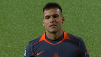 Lautaro Martínez salió lesionado en