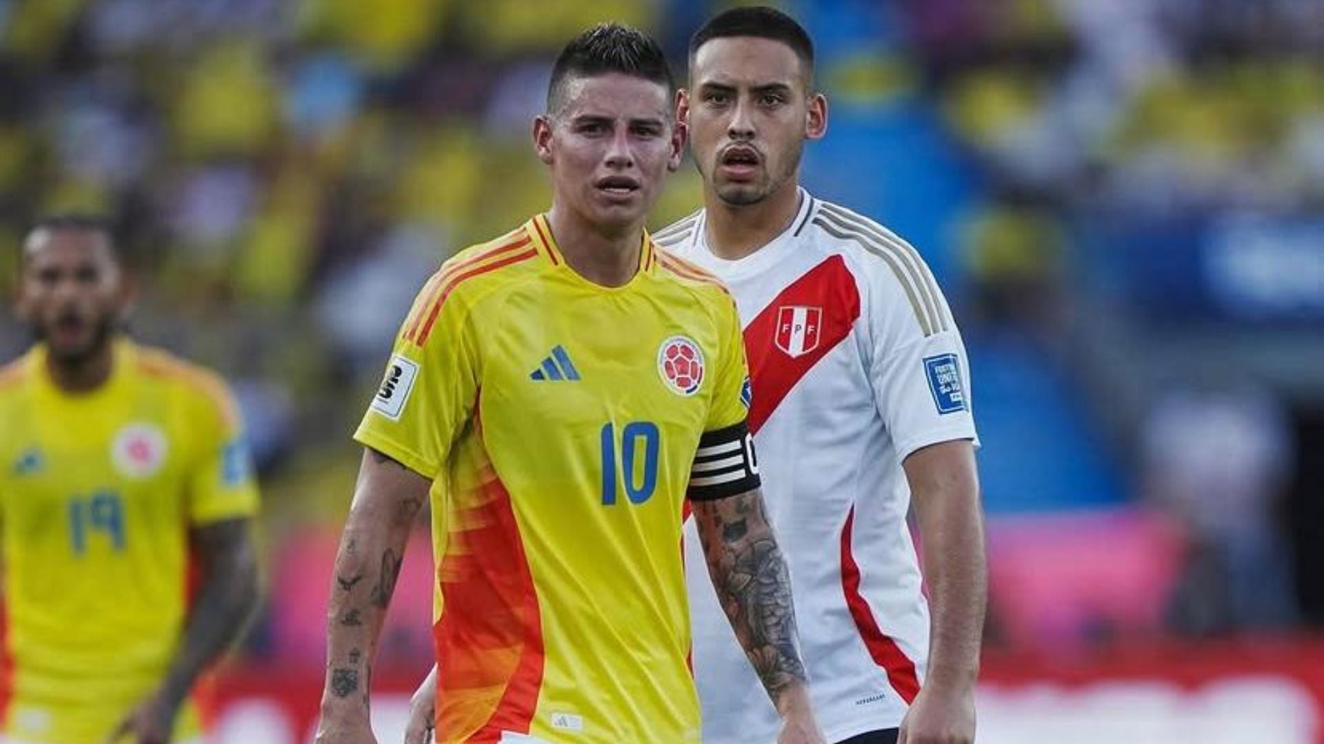 Erick Noriega ejerciendo marca personal contra James Rodríguez. - Crédito: FPF