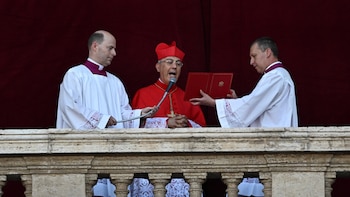 Quién es Dominique Mamberti, el