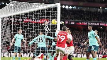 (Crónica) El Arsenal vence con