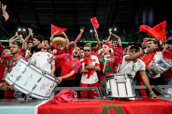 Los fanáticos marroquíes, de los