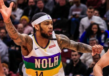 En la imagen el ala-pívot