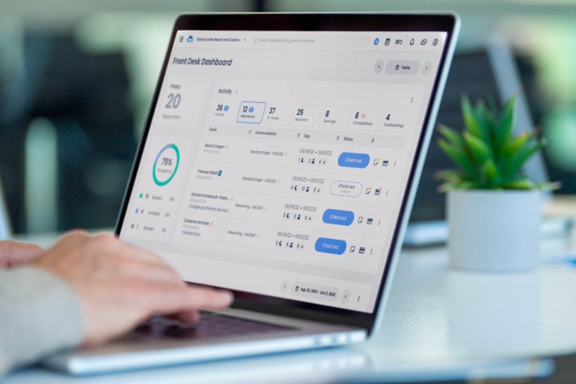 La Cámara de Apelaciones rechazó el argumento de la plataforma digital como simple intermediaria y sostuvo que integra la cadena de comercialización frente al pasajero. (Foto de archivo: Cloudbeds)