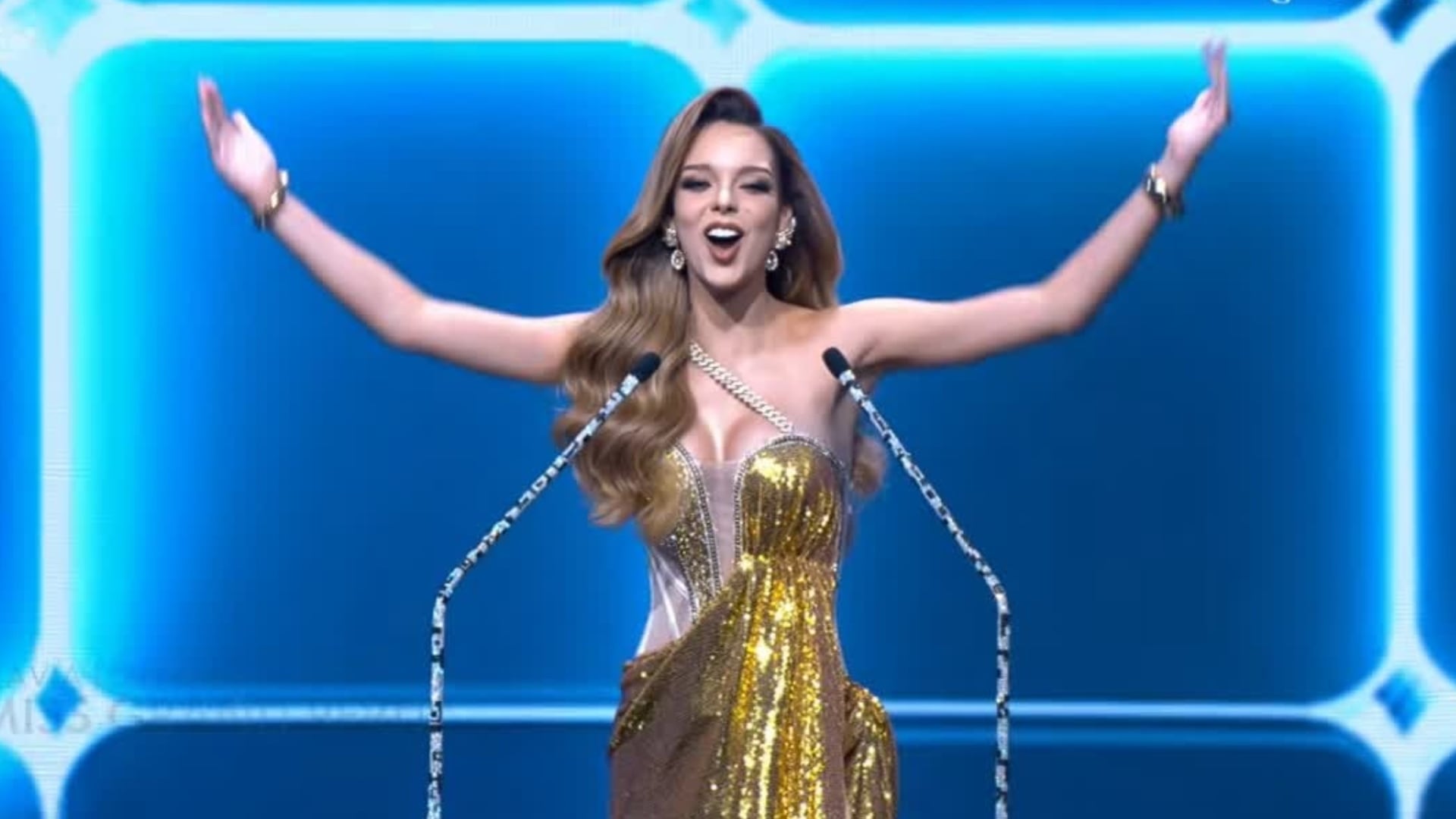 Flavia López quedó fuera del Top 20 del Miss Grand International, pero se  ganó aplausos al desfilar con la pierna vendada - Infobae