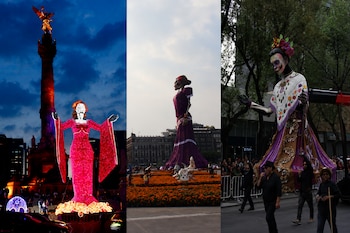 Tres imágenes contiguas con esculturas de calaveras vestidas junto a un monumento, en una plaza con flores y en un desfile en la vía pública.