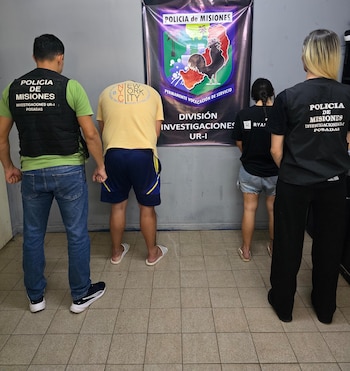 Tras las investigaciones, la Policía de Posadas logró detener a dos acusados por la estafa con cheques falsos