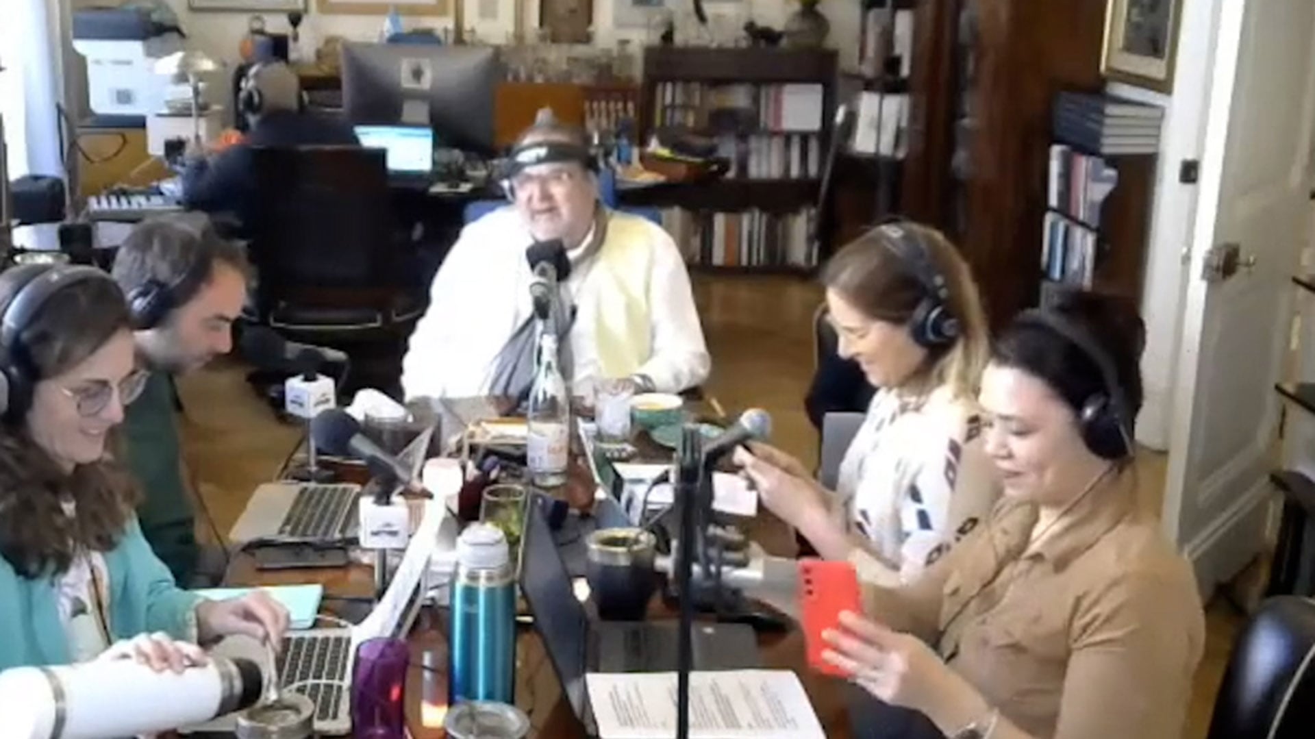 En el último tiempo, Lanata había montado un estudio de radio en su casa