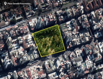 Plaza General Pueyrredón, ubicada en