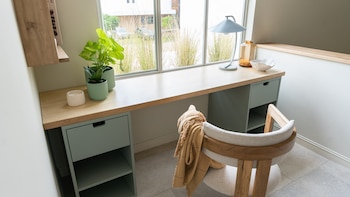 Biophysics design, one leg