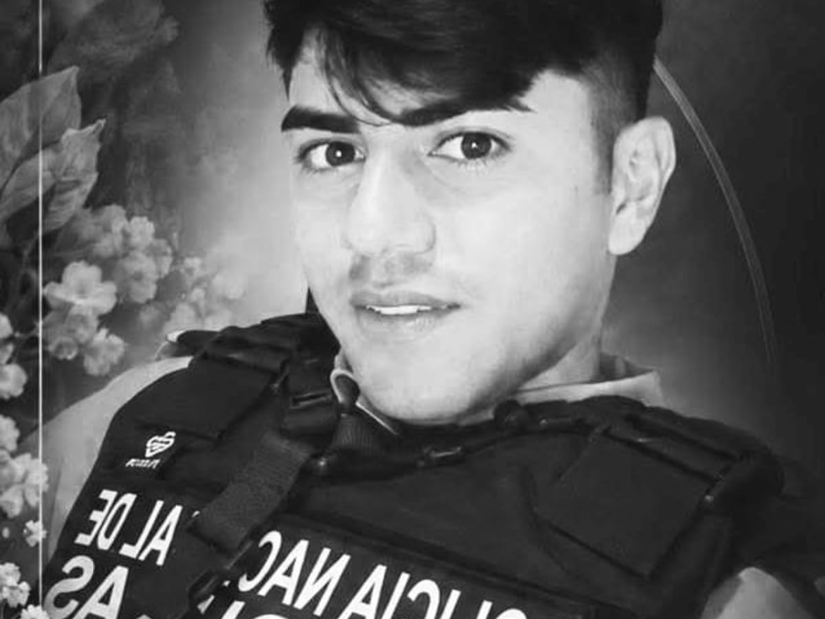 Otoniel Pastor García, agente activo de la Policía Nacional, murió tras enfrentarse a presuntos asaltantes en un autolote del bulevar Kuwait, en Tegucigalpa. (Foto: Cortesía)
