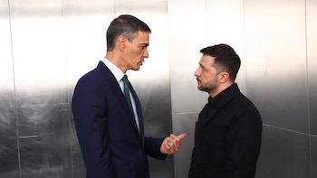 Sánchez vuelve a ofrecer "garantías