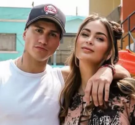 Laura Spoya y Sebastián Gálvez reciben inesperado respaldo de Mario Irivarren. Captura: Amor y Fuego.