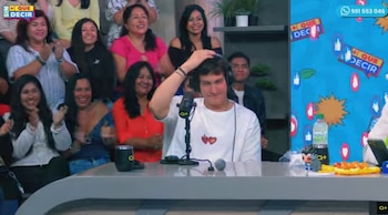 “Su ex es un amigo mío”: hijo de María Pía Copello sorprende al hablar de Doménica, hija de Ethel Pozo. Captura: Sin más que decir.