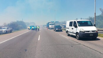 El incendio dificulta la visibilidad