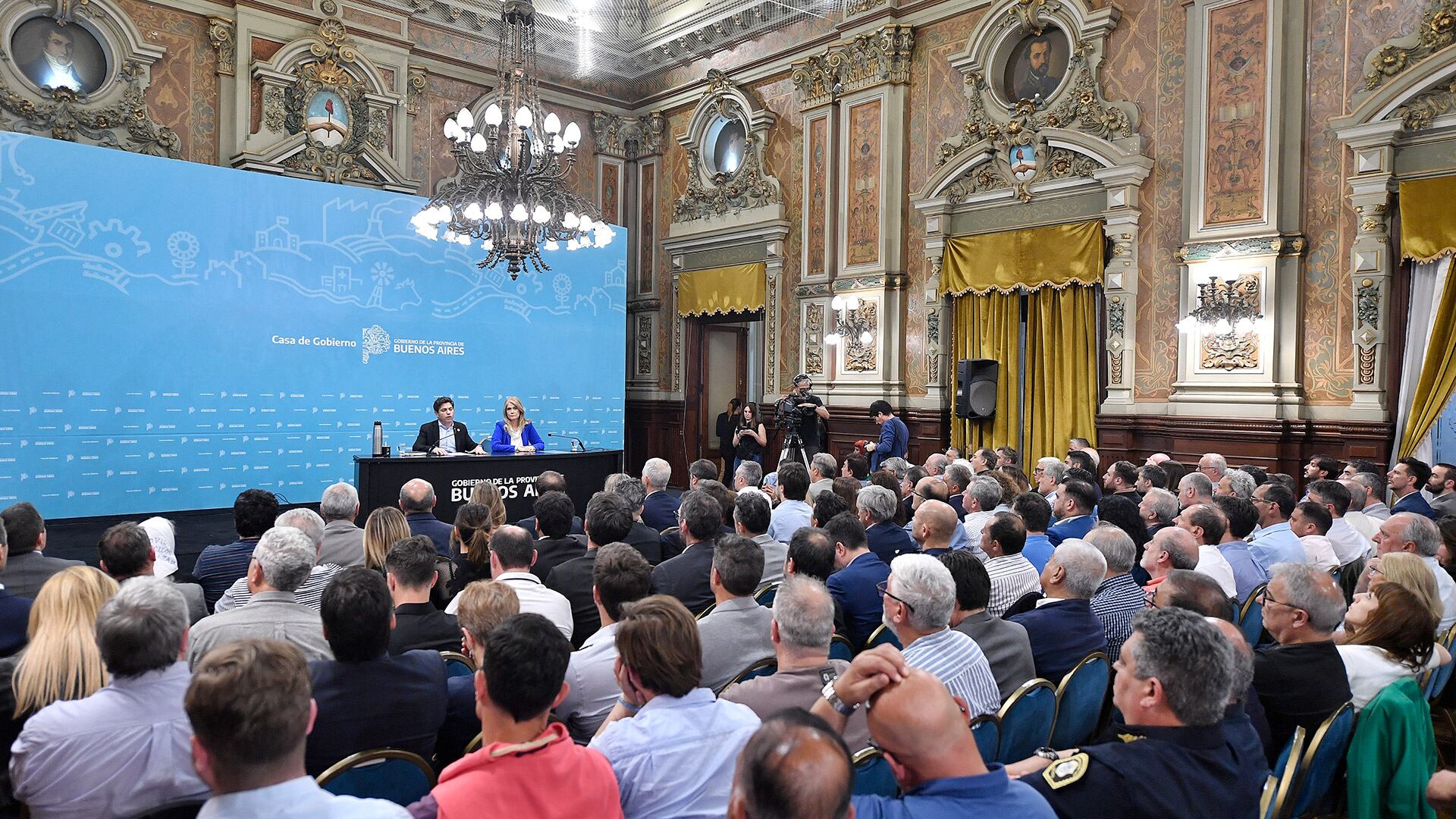 El pedido de endeudamiento busca cubrir necesidades corrientes y garantizar áreas críticas como salud, educación y seguridad, dijo el gobernador