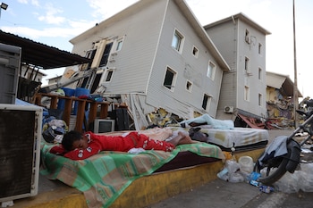 Venezuela registró más de 430 réplicas y desplegó operativos de rescate con más de 30.000 funcionarios y 2.624 rescatistas internacionales (AP Foto/Pedro Mattey)
