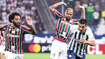 Kevin Serna se divirtió con Marcelo y Felipe Melo. - Crédito: Luis Pérez
