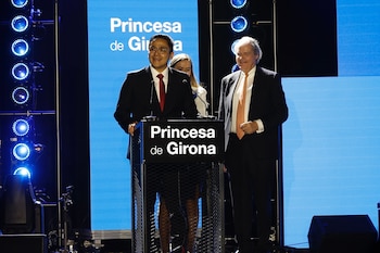 Las distinciones fueron otorgadas a Mercedes Bidart en la categoría de emprendimiento y a José Eduardo Méndez en investigación