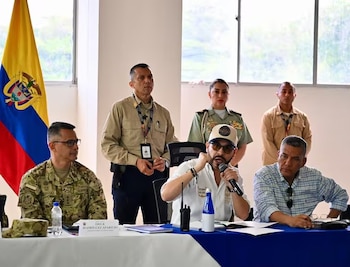 El consejo de seguridad en Barranquilla incluyó el plan Remas junto con el refuerzo de 2.000 nuevos policías, 50 hombres de Fuerzas Especiales y 60 uniformados para corredores estratégicos - crédito Ministerio de Defensa