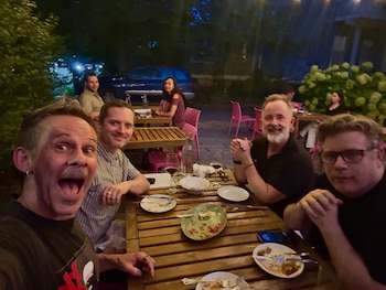El reencuentro de los cuatro hobbits de El Señor de los Anillos