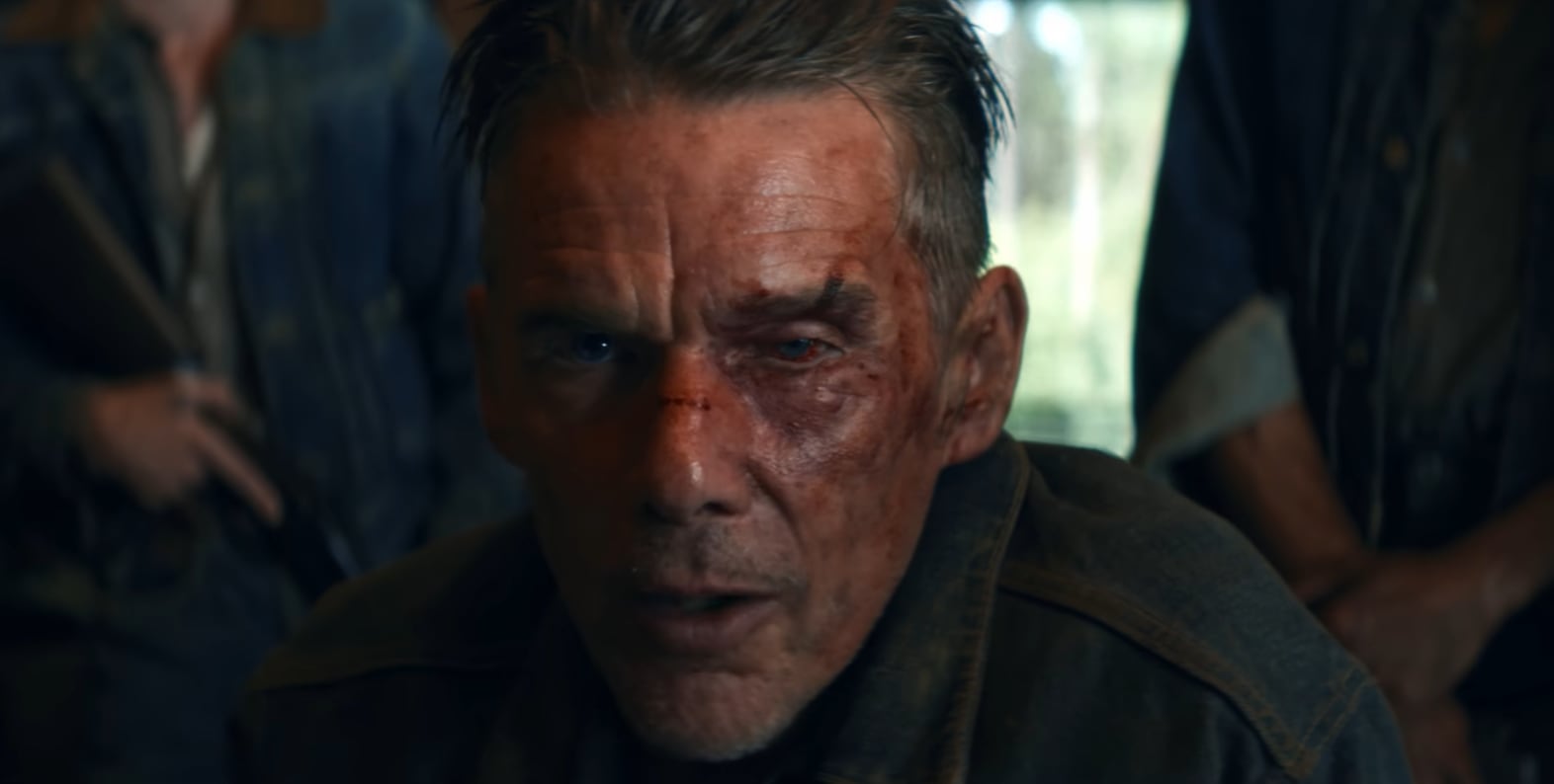 En The Weight, Hawke interpreta a Sam Murphy, un veterano de guerra que termina en prisión durante la Gran Depresión (Captura de video: YouTube/@RottenTomatoesINDIE)