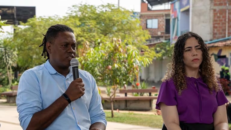 El secretario de Seguridad y Justicia, Javier Garcés, anunció que las denuncias incluirán la cuantificación de daños y los gastos de restauración de los bienes públicos afectados - crédito Alcaldía de Cali
