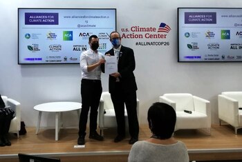 (TWITTER: @LBallesterosM)